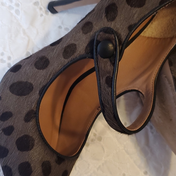 Size 6 1/2 polka dot heels - Picture 7 of 8